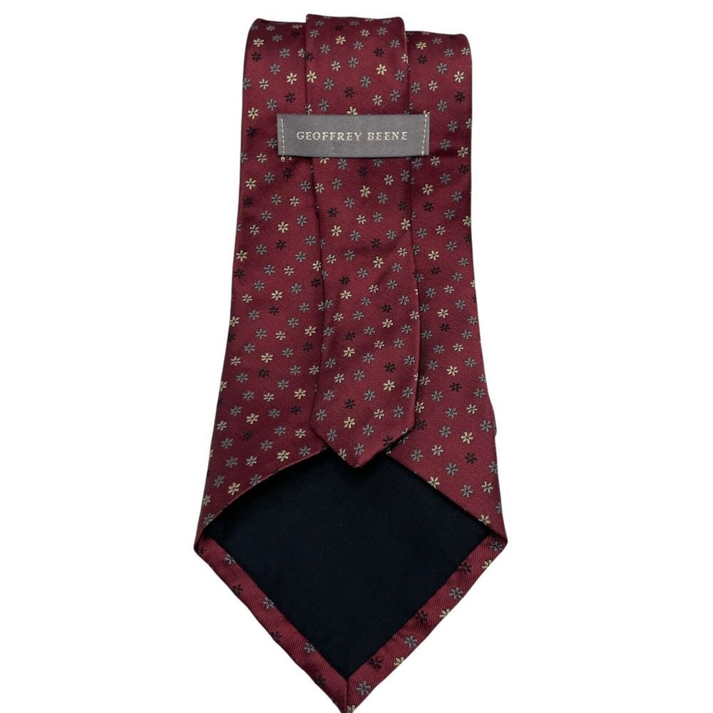 Geoffrey Beene Tie - Geometric Floral Maroon Red Silk Necktie - Men's Classic‎ - Picture 2 of 8